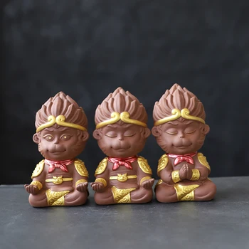 

LUWU ceramic tea pet monkey zisha tea play handmade tea accessories
