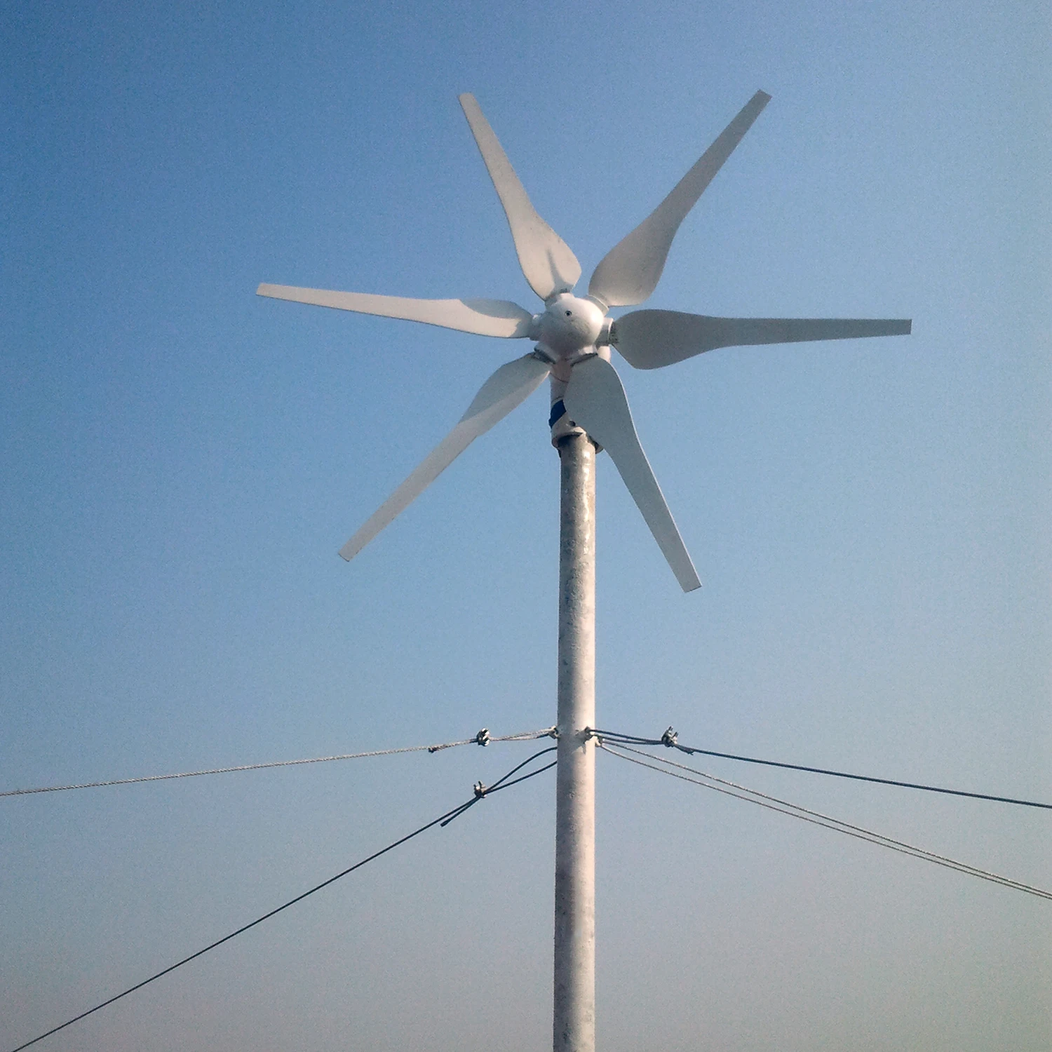 

6-Blade Wind Generator DC 12V 300W Wind Generator Low Wind Speed Starting Wind Generator Kit For Garden Street Lights