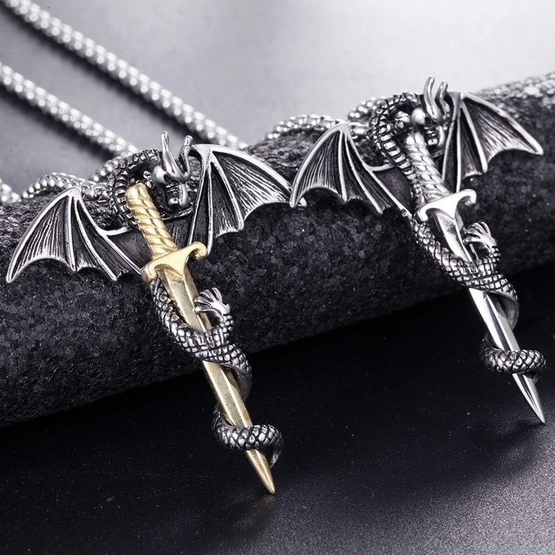 Collana con Design Pipistrello in Argento Sterling