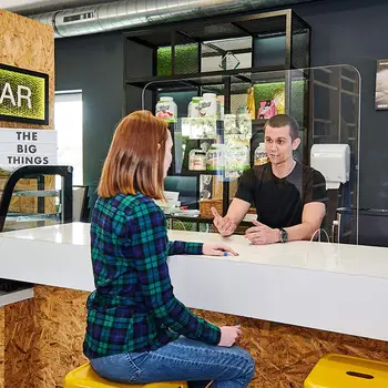 

Transparent Antispray Plastic Divider Protection Barrier Counter Acrylic Sneeze Guard Shield For Restaurant Grocery Stores