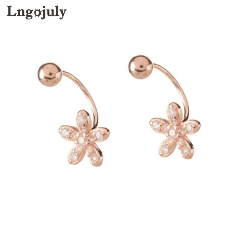 

Женские серьги-гвоздики из серебра 100% пробы с цветком