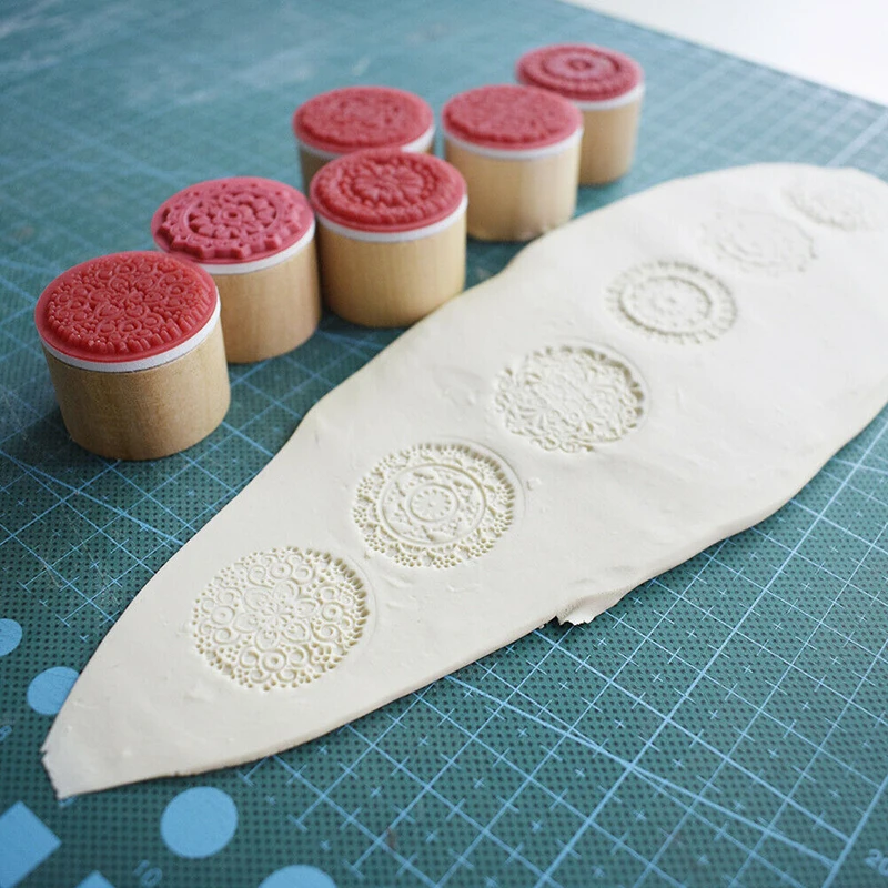 6pcs Wooden Round Vintage Floral Pattern Rubber Stamp for DIY Scrapbooking Wedding Invitation Polymer Clay Embossing Decor Tools