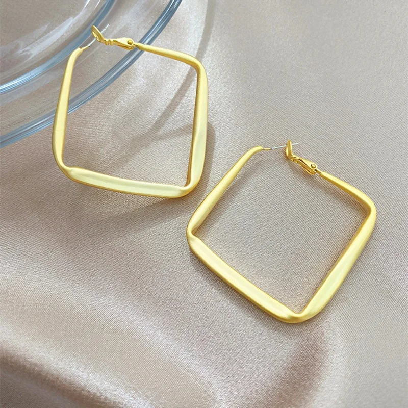 20264913626_940112721