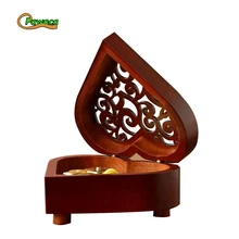 Креативная винтажная деревянная музыкальная шкатулка в форме сердца, Подарочная Музыкальная шкатулка на Рождество/День рождения/День Святого Валентина