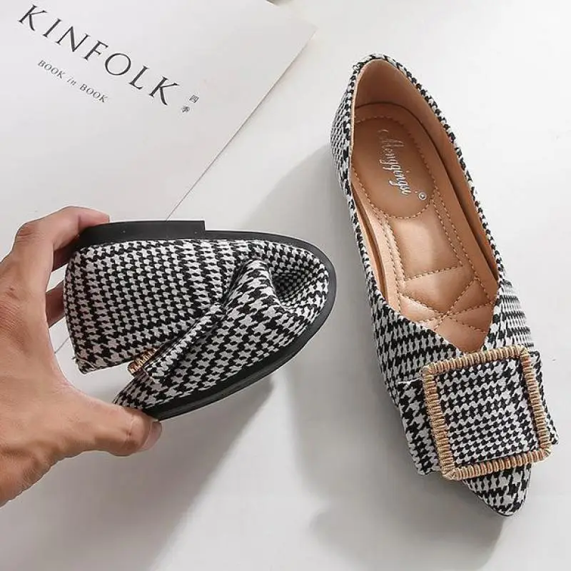

Pointed Toe Women Cloth Shoes Single Flat Loafers Metal Buckle Lady Slip On Shallow Flats Footwear Plus Size 42 43 Zapatos Mujer