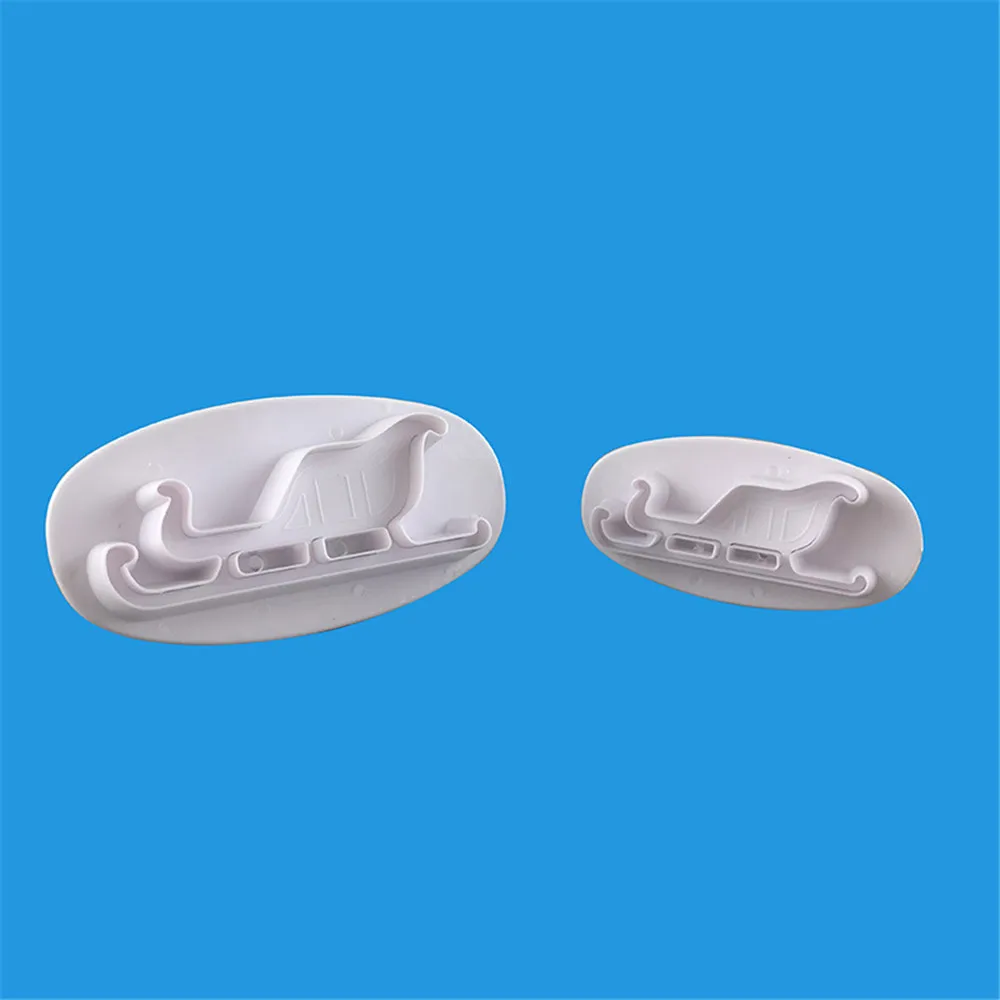 2pcs Christmas sleigh Plastic Cake Molds Mould Fondant Tools Cookie Cutter Birthday Baking Cake Decorating Cake Accessories01