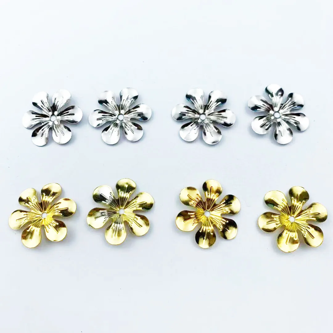 

50pcs Metal Crafts Gold/silver Flowers Connectors Wraps Filigree For DIY Scrapbooking Home DecorJewelry Making Charms 20mm