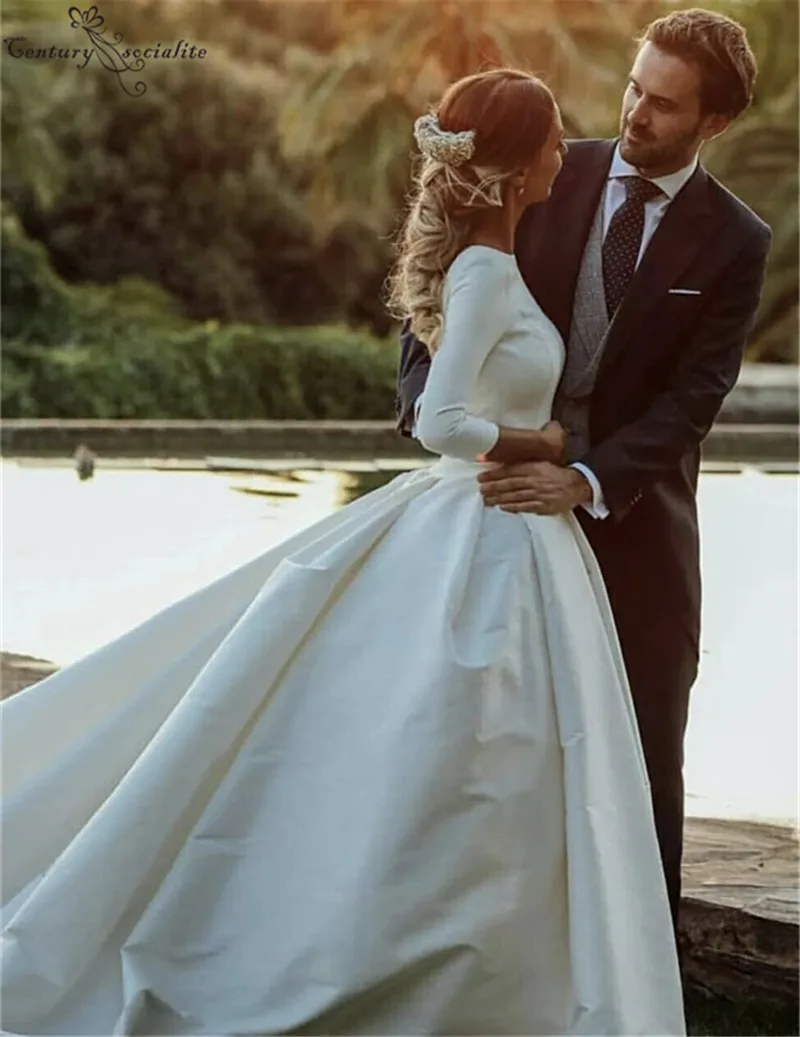 

Simple Satin Wedding Dresses 2020 O-Neck Button Back A-Line 3/4 Long Sleeves Bridal Gowns Bride Dress Vestido De Noiva