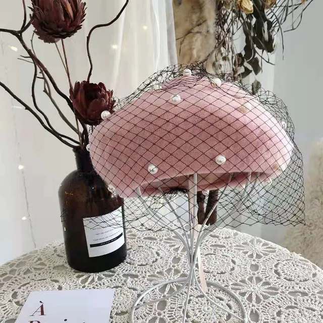 Chic Wool Blend Vintage London Beret With Veil Mesh Show Double Layer Women Beret Beanies Cap For Ladys Banquet Light pink