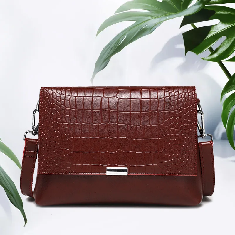 

Genuine Leather Flap One-Shoulder Messenger Bag