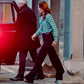 

Princess Same 2020 Spring New OL Commuter lv tiao wen Long Sleeve Shirt + High-Waisted Straight Trousers Temperament Suit