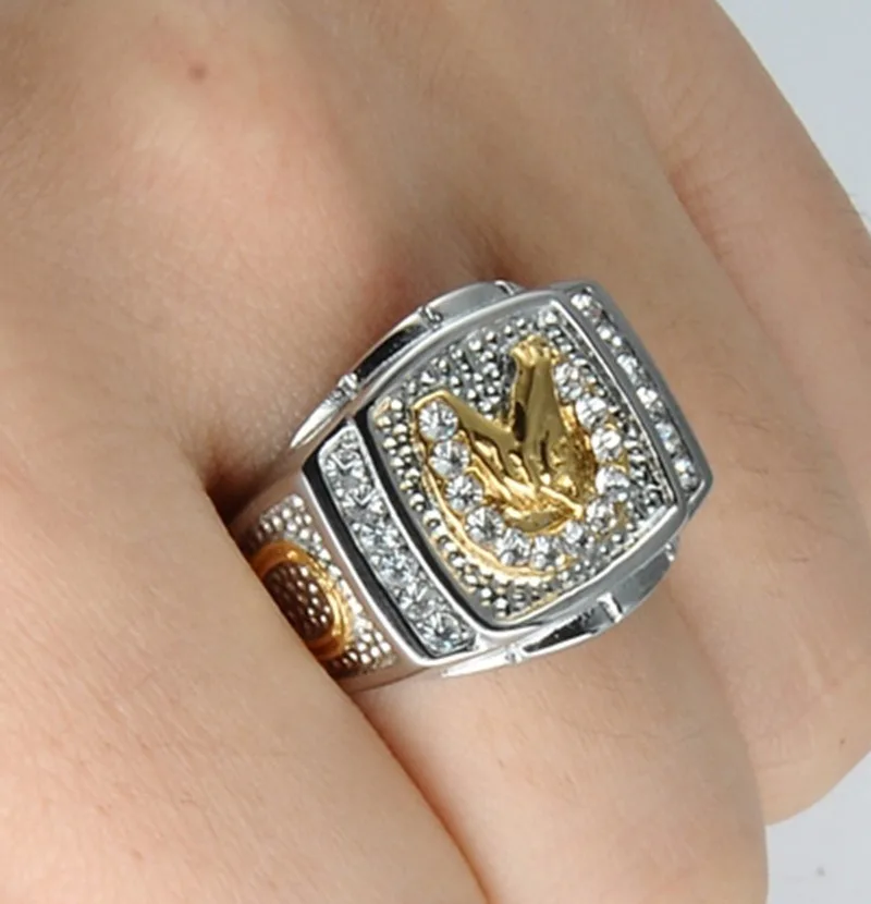 Zircon Inlaid Gold Plated Horse Ring for Men Jewelry