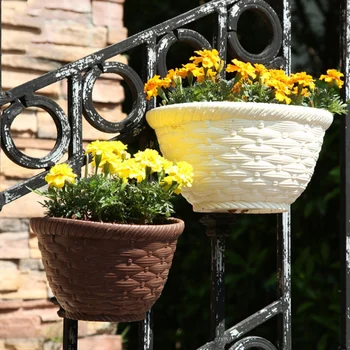 

Strong & Tough Thickened Plastic Wall Hanging Planter Water Storage Flowerpot Indoor Outdoor Decorative Woven Rattan Style Plant