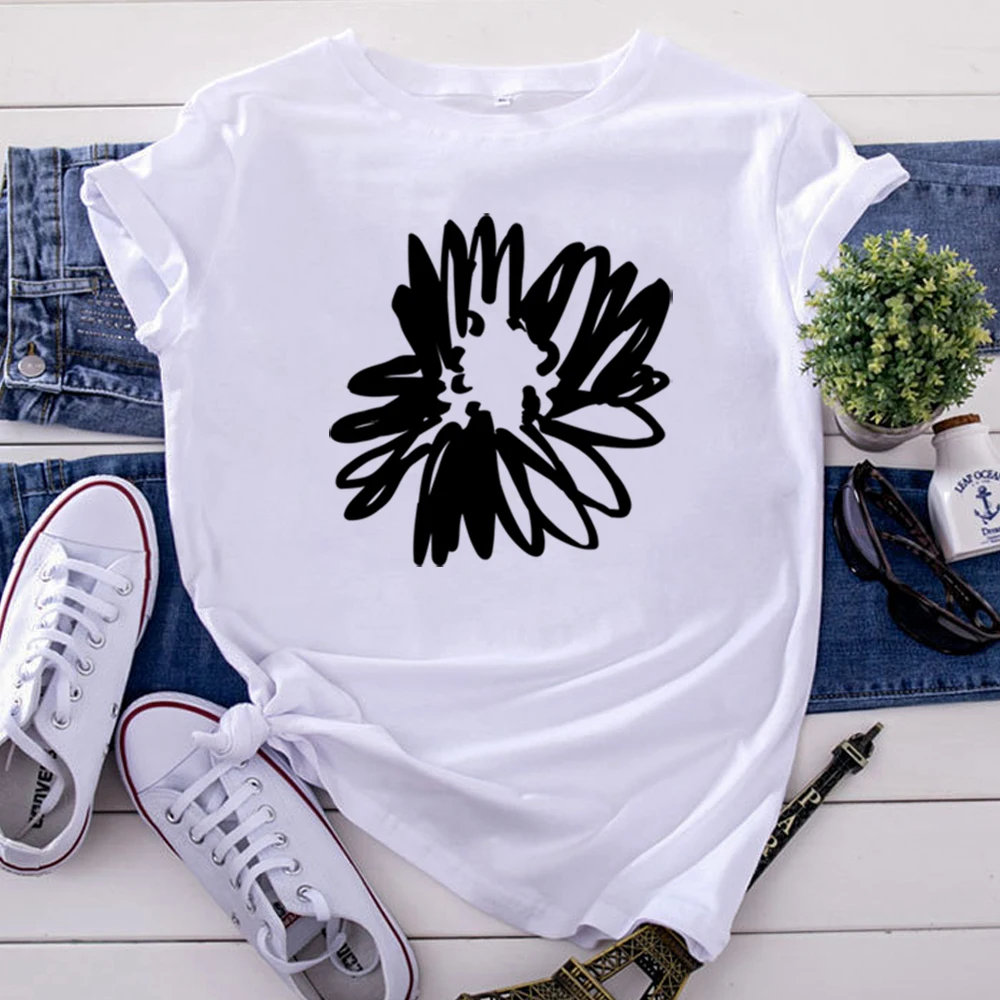 

Simple Strokes Fashion T Shirts Flower Printing Tshirt For Women'S Goth Korean Style Women T-Shirts Harajuku Fashion Clothing