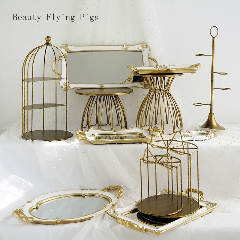 

Direct sales new listing wedding dessert tableware frame embossed mirror tray wedding golden dessert frame model room props