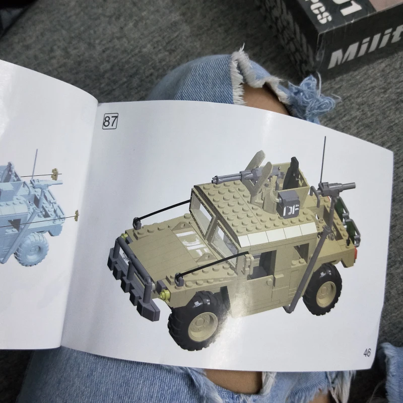 Литые под давлением для пустыни Hummer DF 1:18 Военная серия Блоки Кирпичи Модель автомобиля военный энтузиаст игрушки автомобиль для подарка