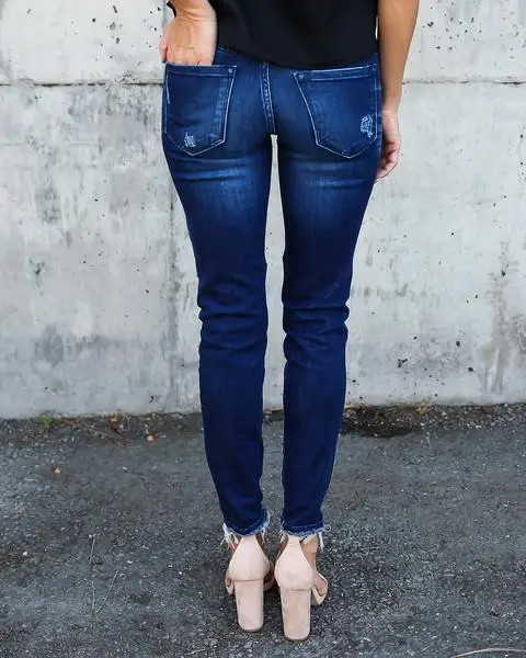 Fashion pencil foot brand jeans women's ripped black stretch pencil pants Slim female college students stretch jeans street denim jacket for women