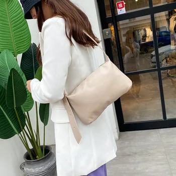 

Solid Color PU Leather Mini Bucket Bags Female Crossbody Bags For Women 2020 Summer Women Travel Chain Shoulder Handbags Sac