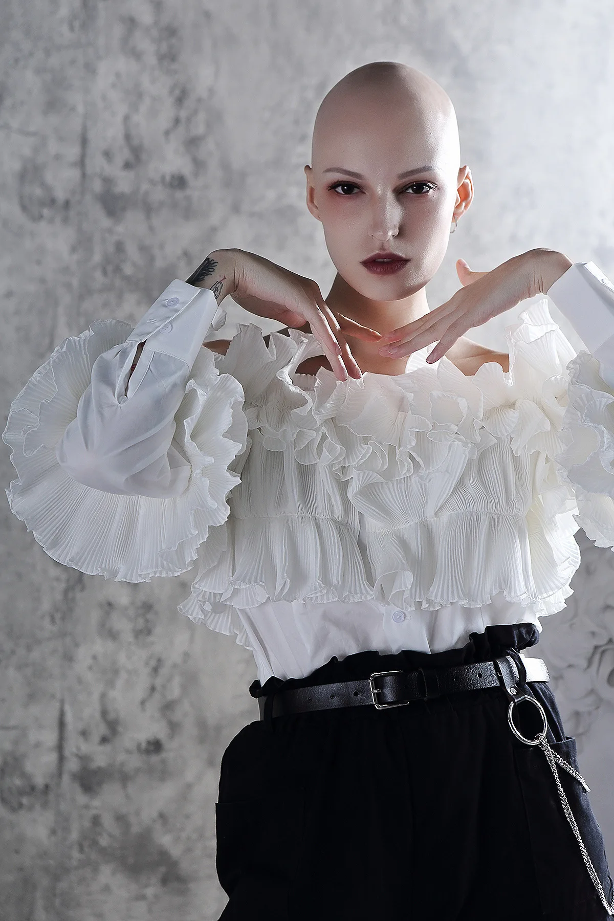 Fashion Tide New Autumn And Winter Ruffles Pleated Off The Shoulder Full Sleeves Single Breasted Cotton Shirt BLOUSE