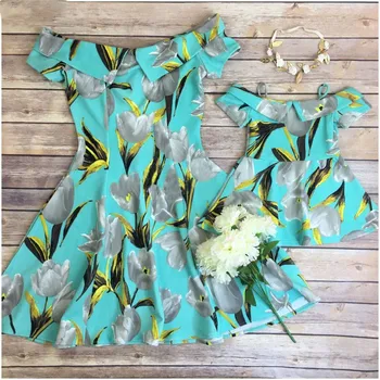 

2020 Summer Mother Daughter Dresses 3 Color Off shoulder Floral Print Dress Matching Outfits Mommy and me Clothes Family Look