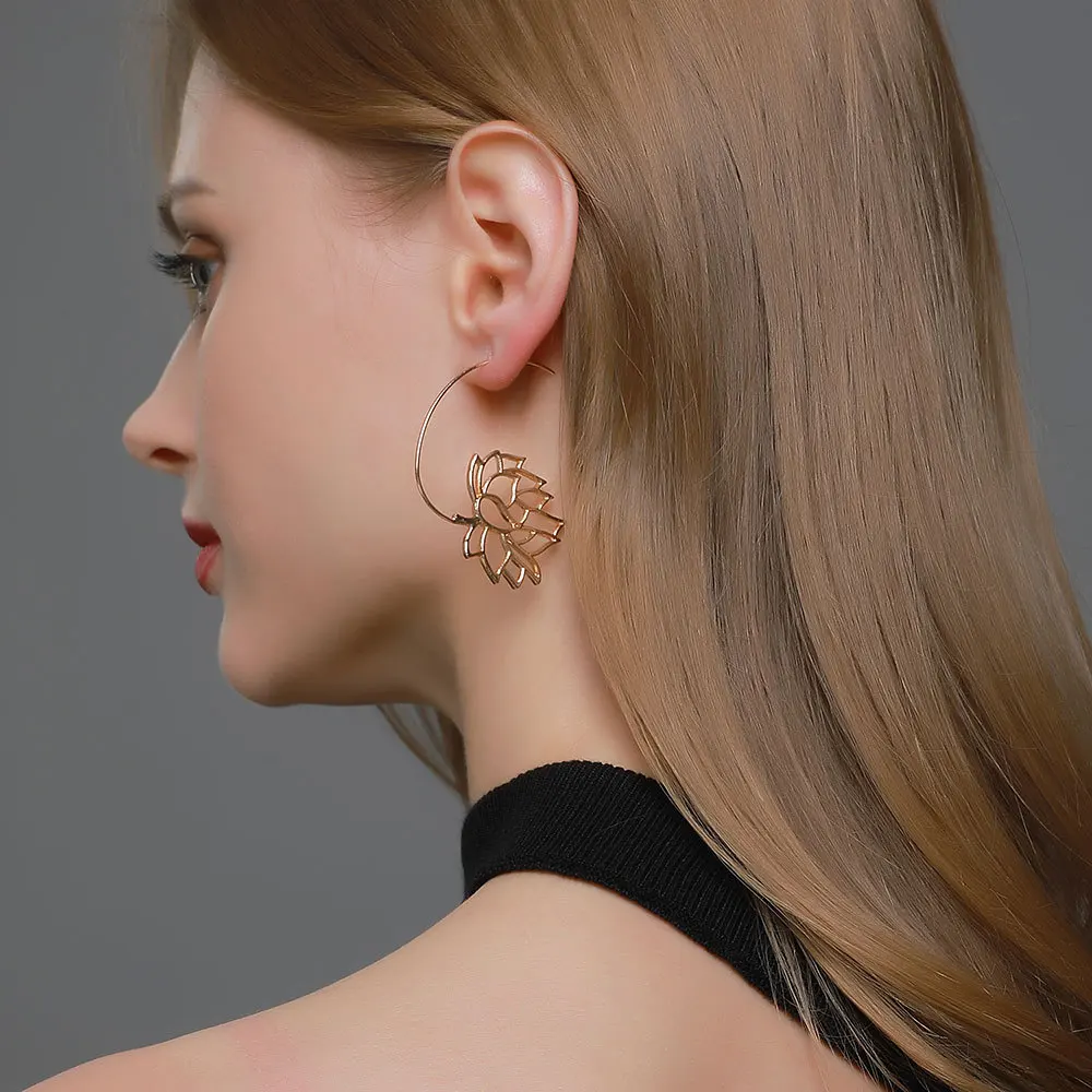 

Simple Hollow Lotus Dangle Earrings Creative Flower Earrings for Women 2020 Western Drop Earings Brincos Fashion Jewelry