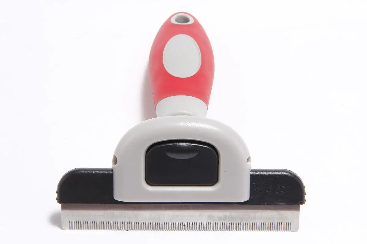 Pet hair removal comb (26). jpg