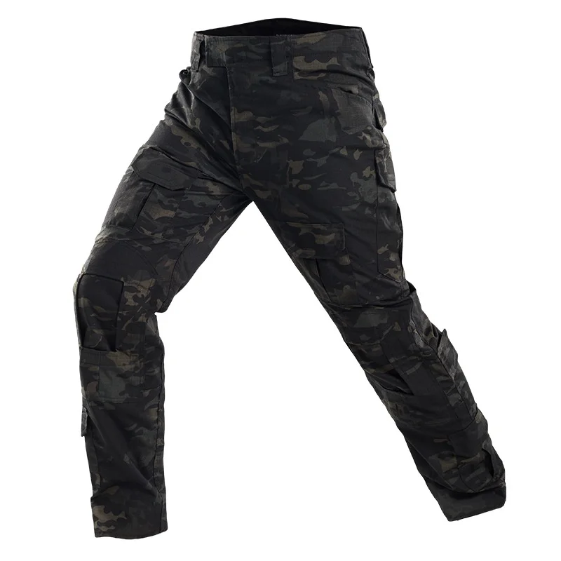 camo pants black