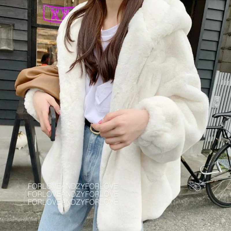 

Women Korean Large Sizes Winter Casual Faux Rabbit Fur Coats Luxury Hooded Loose Thicken Warm Short Outerwear Female