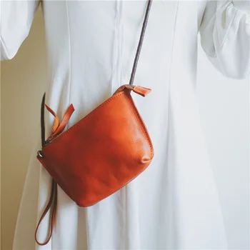 

2020 new women's shoulder bag retro literary mobile phone bag first layer leather crossbody small square bag leather women bag