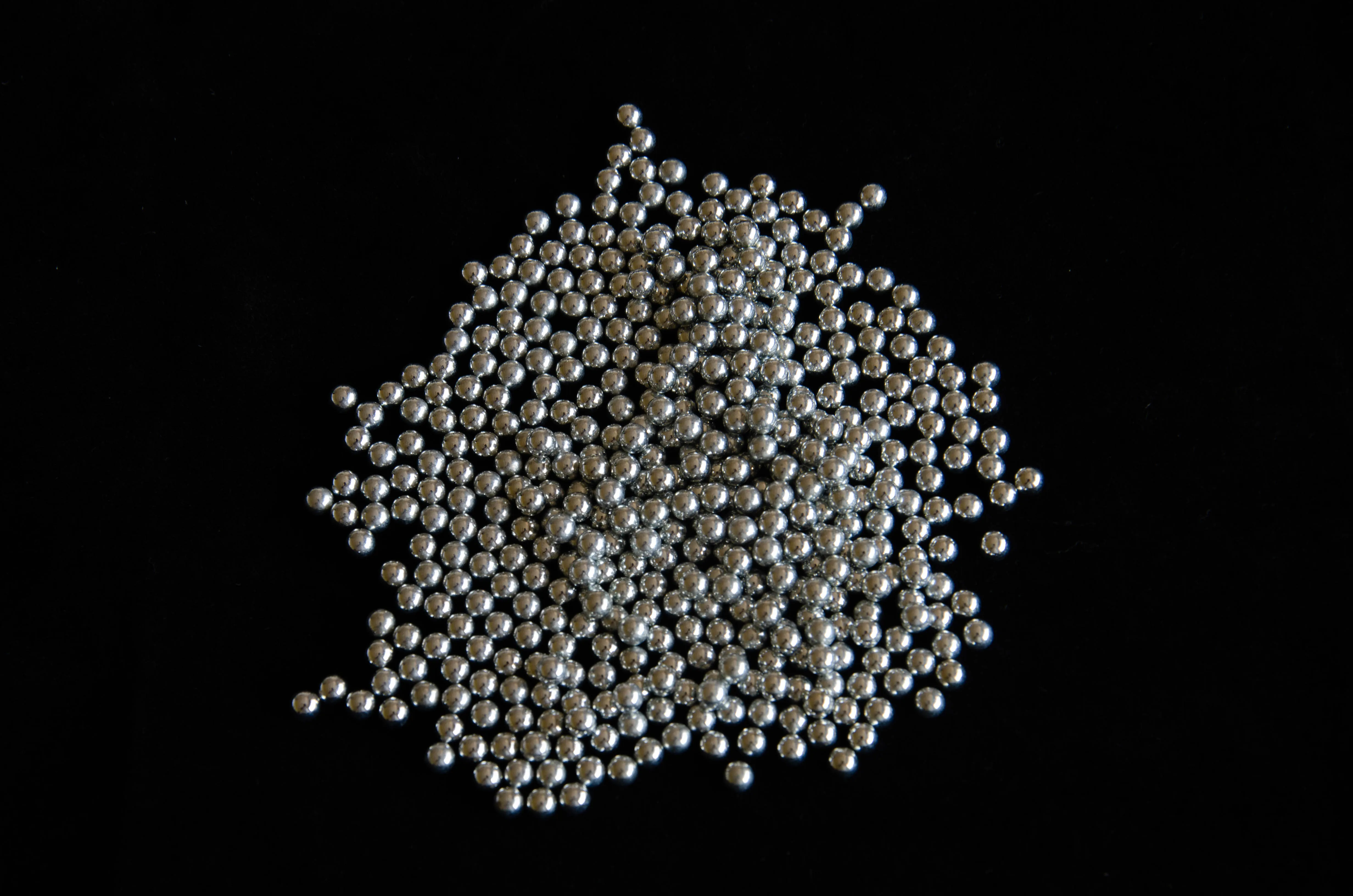 100pcs 4.5mm paintball Steel Balls Hunting Slingshot carbon AMMO outdoor Professional Catapult Slingshot Hitting Ammo Gun balls