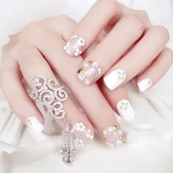

Manicure Finished Product Magazine Style Fake Nails Patch Phototherapy