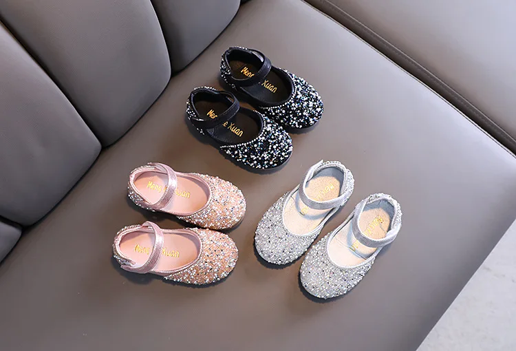 children's shoes for sale Autumn Girls Rhinestone Leather Shoes 2022 Spring Pearl Bow Princess Shoes Soft Children Baby Toddler Single Shoes G06 children's sandals near me