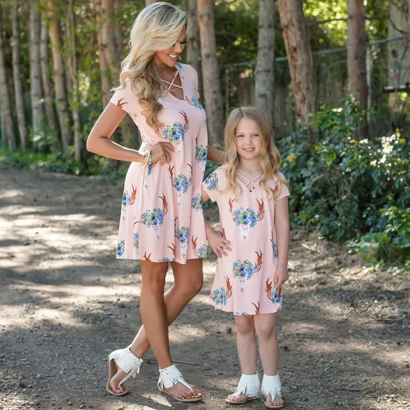Mother Daughter Matching Dresses Summer Girl Dress Clothes Kids Girls Women Mom And Me Family Matching Clothes Outfits - Цвет: Розовый