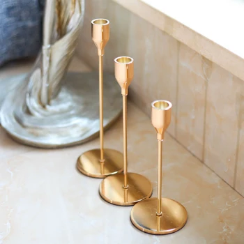

3Pcs/Set European Metal Candle Holder Simple Golden Wedding Decoration Bar Party Home Christmas Candle Holder Decoration