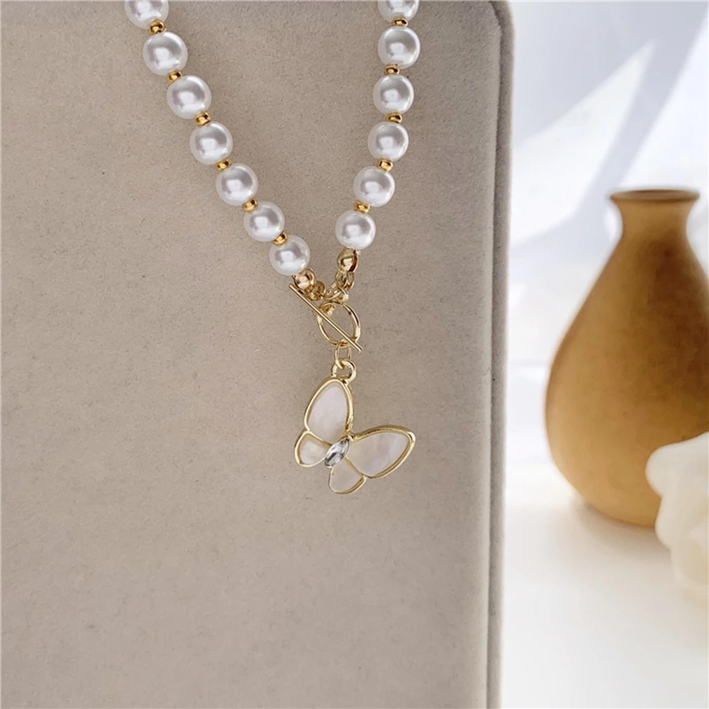 

Korean Temperament Simple Gentle Pearl String Butterfly Pendant Necklace Female Senior Sense Clavicle Chain Jewelry 2020 Women