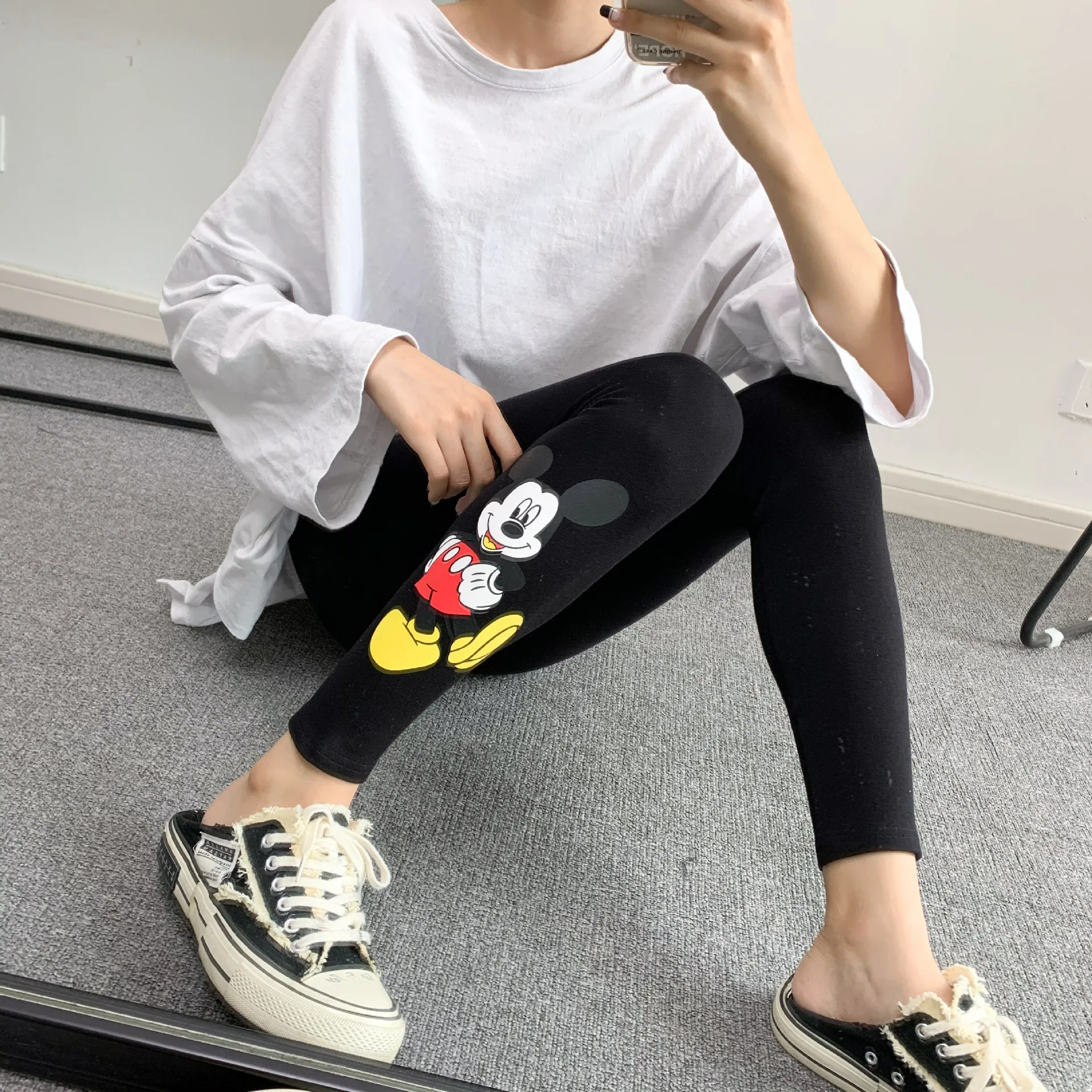 Disney  Bottoms leggings Mickey Mouse spring thread cotton cartoon women wearing slim skinny leg  tight cropped Fashion pants leather leggings