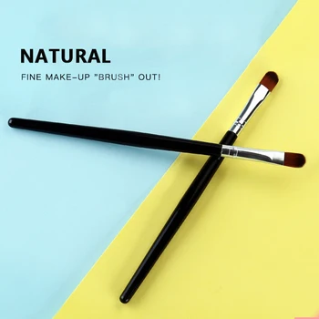 

1 Pc Long Pole Makeup Eye Shadow Brush Beginner Makeup Brush Multi-function Beauty Concealer Brush Long Pole Makeup For Women