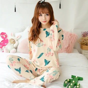 

2020 Summer Women Comfortable Cute Pajama Set Girl Print Pyjama Set Short Sleeve Sleepwear Suit Women Nightshirt Sets wholesale