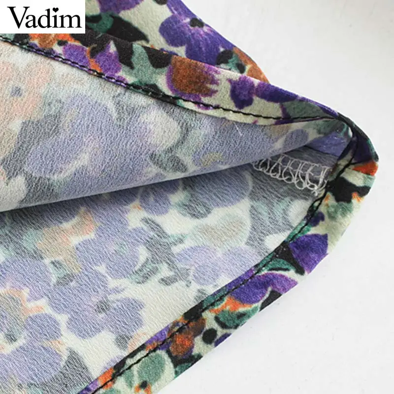Женское элегантное платье vadim с цветочным узором мини круглым вырезом и рукавом