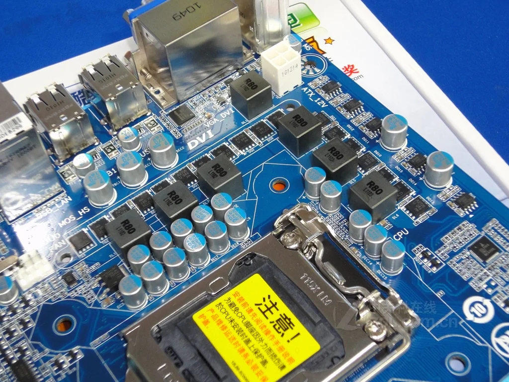 LGA 1155 H61 DDR3 Gigabyte GA-H61M-D2-B3 материнская плата USB2.0 16G GA H61M D2 B3 настольных SATA II системная плата PCI-E X16 б/у