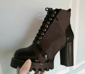 

2020 European and American pattern spring and summer British lace up color blocking high heel Martin boots short boots