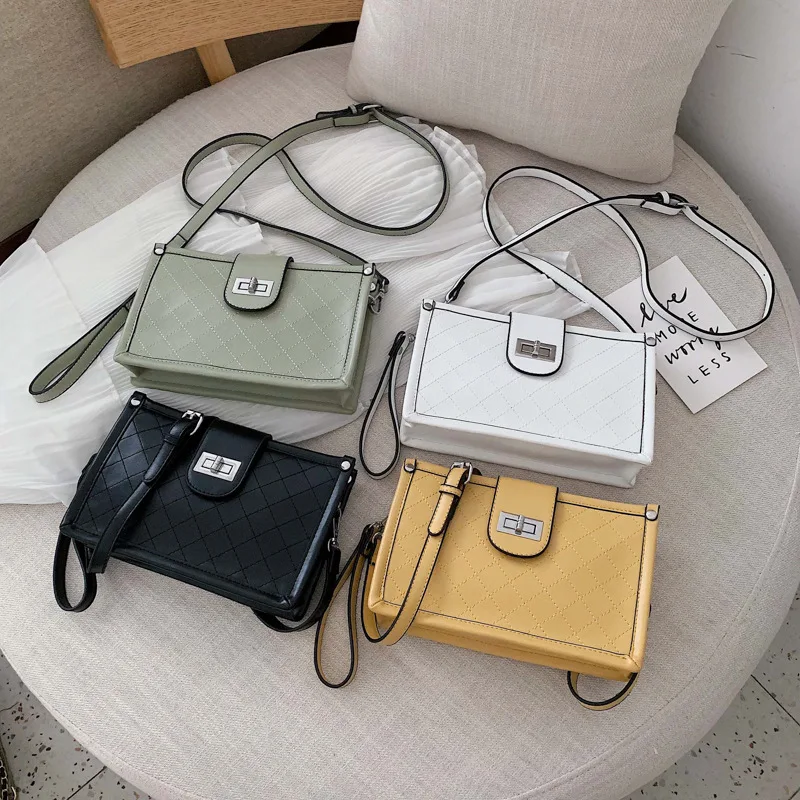 

New INS Super Fire Small Bag 2018 New Style Korean-style Versatile Casual Fairy Shoulder Bag CHIC Chain Rhombus