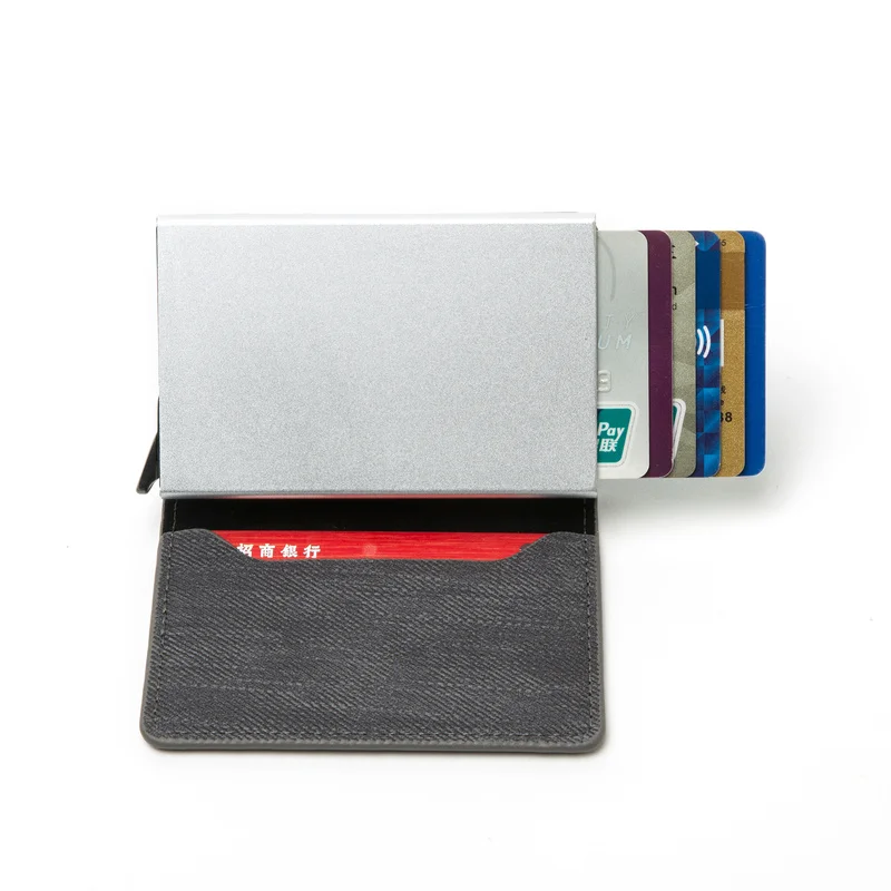 Porte-cartes personnalisé en cuir de fibre de carbone pour hommes, porte-cartes Rfid noir, portefeuille Silm, porte-cartes RFID personnalisé avec porte-monnaie à pinces, cadeau