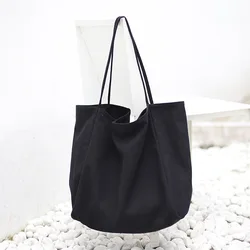 Spacious Women's Canvas Tote Bag - Stylish and Versatile Shoulder Handbag - 33x18x36cm (Black)