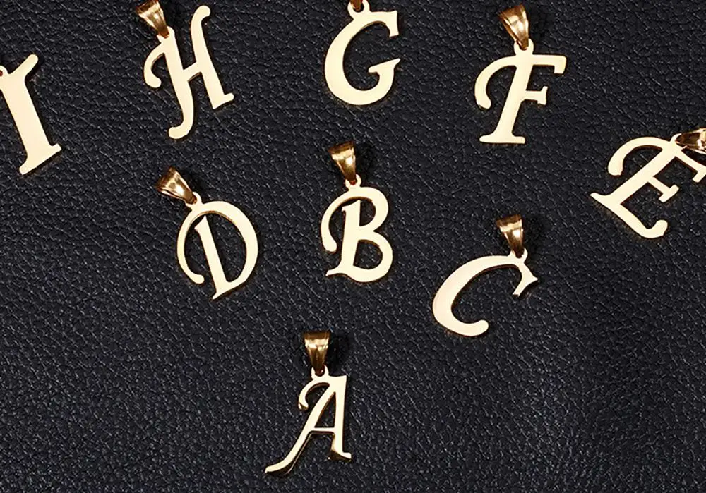 gold A-Z Ювелирное изделие с буквенным шармом из нержавеющей стали английское ожерелье с надписью металлическое A-Z зеркальное полированное Письмо 26 шт - Окраска металла: gold A-Z