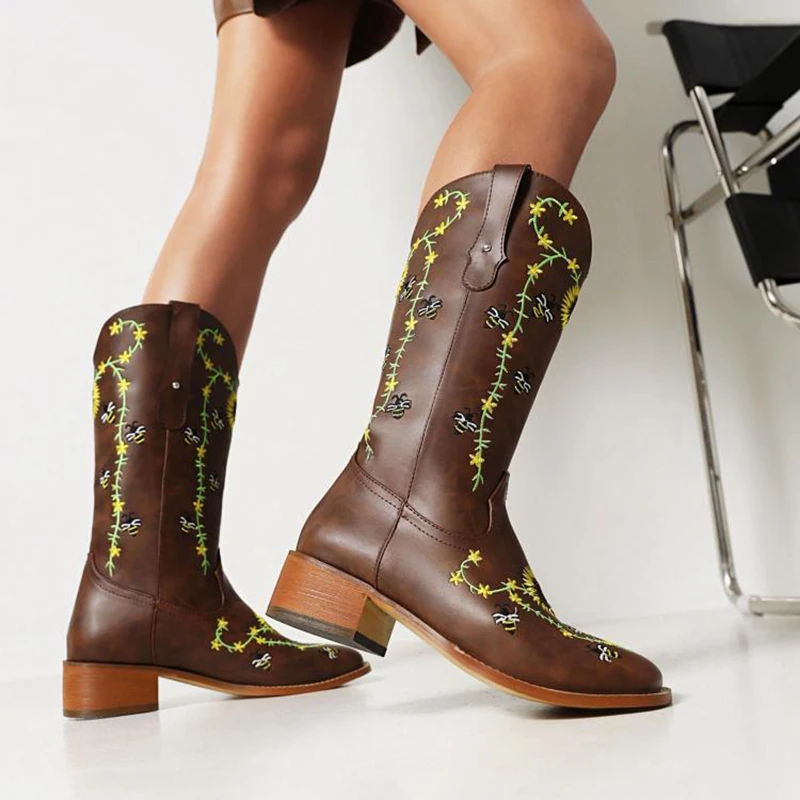 Kolnoo Handmade New Block Heel Midcalf Boots Embroidery Flowers  Retro Vintage Party Club Half Booties Evening Fashion Hot Shoes