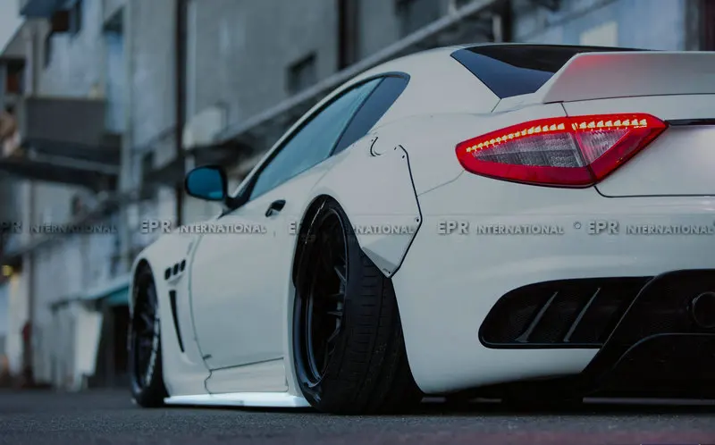 FRP боковые пластины юбки отделка для Maserati Gran Turismo LB стиль стекловолокна боковая юбка расширение комплект расширителей колесных арок Gran Turismo Racing