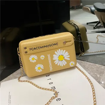 

New style Women bag chain Shoulder Bag Fashion Small daisy bolsos mujer Handbag wrist strap Small Square bags for women 2020