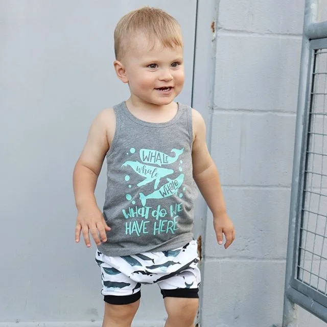 Коллекция года, летняя повседневная одежда для новорожденных мальчиков шорты с принтом акулы, топики с принтами+ штаны комплекты одежды для малышей из 2 предметов