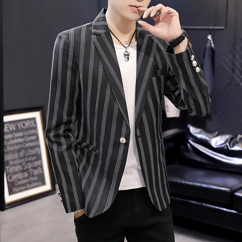 

UYUK2019 Autumn And Korean Version Of The Self-cultivation Fashion Temperament Lapels Striped Stitching Men's Single Breasted
